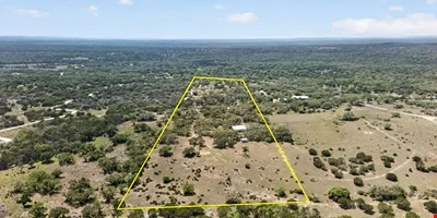 301 Sattler — Sale in Spring Branch, TX, photo 2 of 8