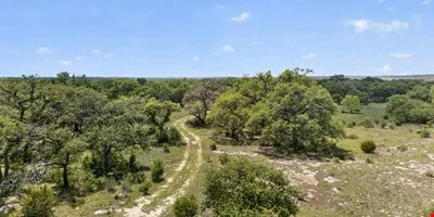 301 Sattler — Sale in Spring Branch, TX, photo 7 of 8