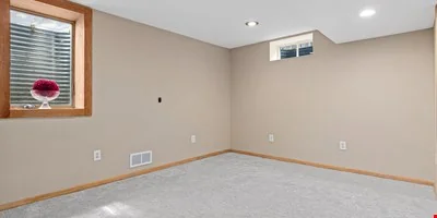 Maplewood Business Opportunity — Sale in Maplewood, MN, photo 6 of 8