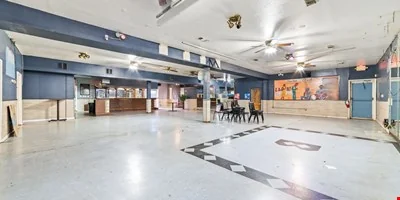 Cheap Retail! 330 Texas Ave (Texas City) — Sale in Texas City, TX, photo 6 of 8