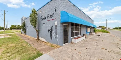 Cheap Retail! 330 Texas Ave (Texas City) — Sale in Texas City, TX, photo 8 of 8