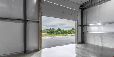 Fully Leased Industrial Building For Sale in… — Sale in Chattanooga, TN, photo 7 of 8