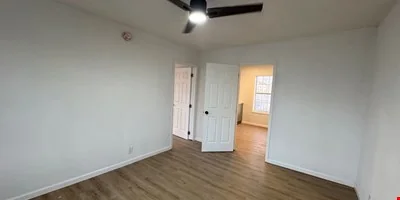 4831, 4135, & 4839 Gulf Fwy, Houston, TX 77023,… — Sale in Houston, TX, photo 5 of 8