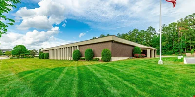 20,400 SF Office Building | Riverfront Parkway in… — Sale in Chattanooga, TN, photo 1 of 8