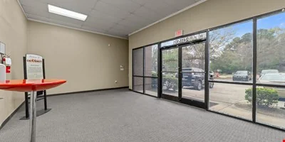 RARE FLEX CONDO OPPORTUNITY – HIGH TRAFFIC, HIGH… — Sale in Raleigh, NC, photo 6 of 8