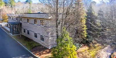 94 River Road, Hudson, NH — Sale in Hudson, NH, photo 6 of 8