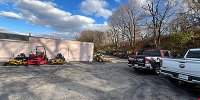 RETAIL FOR SALE — Sale in Malvern, PA, photo 6 of 8