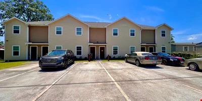Bacliff Multifamily Portfolio — Sale in Bacliff, TX, photo 3 of 8