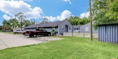 2322 Central Street, Dickinson, TX 77539 — Sale in Dickinson, TX, photo 4 of 8