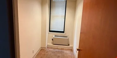 Garland Building — Sale in Chicago, IL, photo 1 of 8