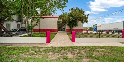 201 W Poplar St — Sale in San Antonio, TX, photo 5 of 8