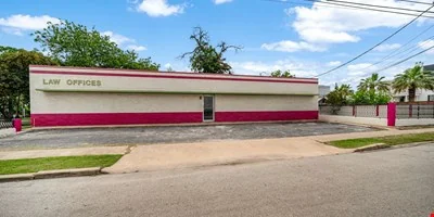 201 W Poplar St — Sale in San Antonio, TX, photo 3 of 8