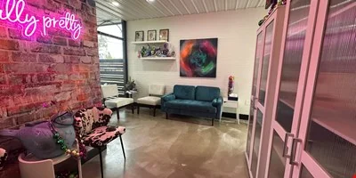 Government St Salon For Sale — Sale in Baton Rouge, LA, photo 2 of 8