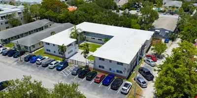 Harbordale Apartments — Sale in Fort Lauderdale, FL, photo 3 of 8