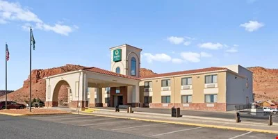 Quality Inn Kanab - 815 E HWY 89 Kanab — Sale in Kanab, UT, photo 4 of 8