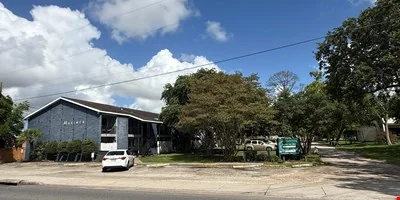 1101 E Main St, League City TX: 16 MULTI-FAMILY UNITS — Sale in League City, TX, photo 3 of 8
