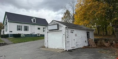 140 Brockton Ave, Abington — Sale in Abington, MA, photo 4 of 8