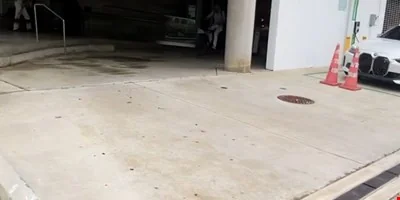 Parking Garage — Sale in Miami Beach, FL, photo 3 of 7