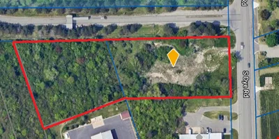 3418 Dye Road — Sale in Flint, MI, photo 3 of 3