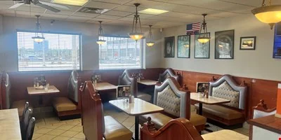 Kings Grill — Sale in Detroit, MI, photo 3 of 5