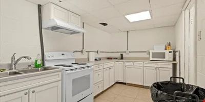 Prime Commercial Opportunity: 2.69 Acres on 34th… — Sale in Lubbock, TX, photo 6 of 8