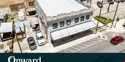 210 South 5th St — Sale in Waco, TX, photo 5 of 8