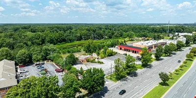 Waldorf Auto Repair Property — Sale in Waldorf, MD, photo 3 of 8