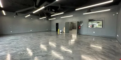 Retail Building For Sale or Lease — Sale in Denham Springs, LA, photo 5 of 8