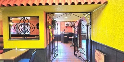 Monarca Restaurant — Sale in Chicago, IL, photo 6 of 8