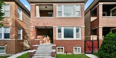 6933 S Washtenaw — Sale in Chicago, IL, photo 3 of 8