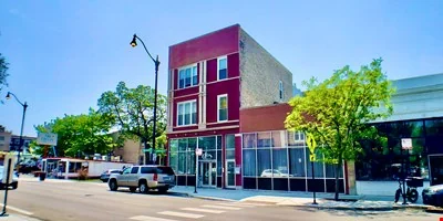 2829 W Armitage Ave, Chicago, IL — Sale in Chicago, IL, photo 3 of 8