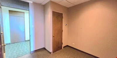 111 N Wabash Ave, Unit 1726, Chicago, IL — Sale in Chicago, IL, photo 6 of 8