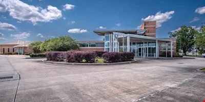 Ambulatory Healthcare Facility in Houma — Sale in Houma, LA, photo 1 of 8