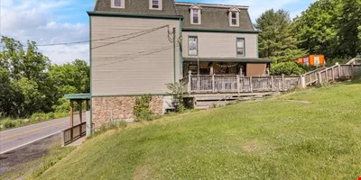 1634 Moselem Spring Rd, Hamburg, Pa 19526 — Sale in Hamburg, PA, photo 6 of 8