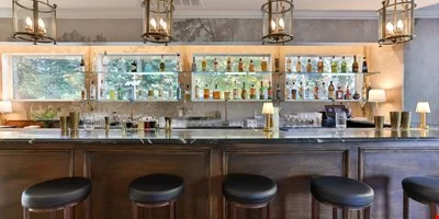 Bergen County Restaurant, Property and Liquor License — Sale in Allendale, NJ, photo 1 of 8