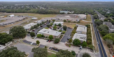 9811 S. IH35, Building #1, Austin, TX 78744 — Sale in Austin, TX, photo 3 of 8