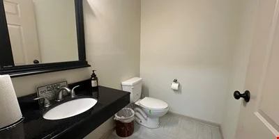Sherwood Forest Income Producing Office Building — Sale in Baton Rouge, LA, photo 6 of 8