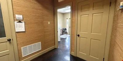 Sherwood Forest Income Producing Office Building — Sale in Baton Rouge, LA, photo 8 of 8