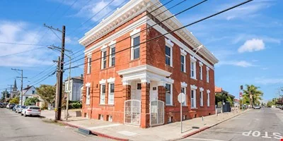 1649 12th Ave, Oakland | PRICE REDUCTION — Sale in Oakland, CA, photo 3 of 8