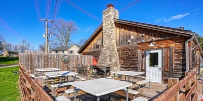 1400 Stratford Road; Restaurant / Retail, Delaware Ohio — Sale in Delaware, OH, photo 3 of 8