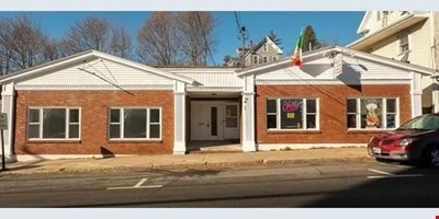 38-40 Market St, Amesbury, MA 01913-2409 — Sale in Amesbury, MA, photo 2 of 8