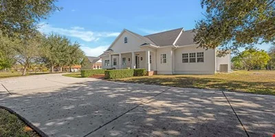 12201 Caisson LN, Fort Myers, FL 33912 — Sale in Fort Myers, FL, photo 2 of 8