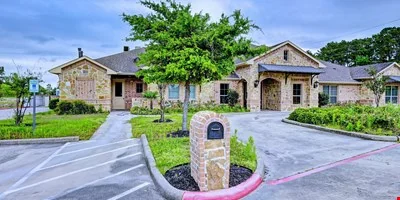 18111 Timber Forest — Sale in Humble, TX, photo 2 of 6