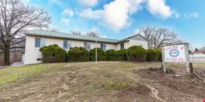 240 & 260 Ashfield St, Belding — Sale in Belding, MI, photo 1 of 8