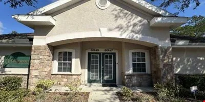 Prime Office in Carrollwood — Sale in Tampa, FL, photo 1 of 8
