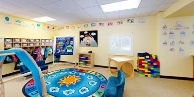 Learning Ladder — Sale in Howell, MI, photo 4 of 8