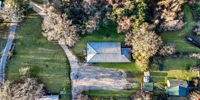 544 East Ave — Sale in Bogalusa, LA, photo 2 of 8