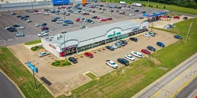 Nashville Marketplace — Sale in Nashville, AR, photo 4 of 8