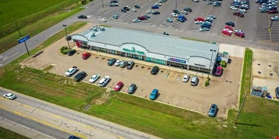 Nashville Marketplace — Sale in Nashville, AR, photo 7 of 8