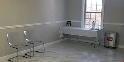Buckhead Office Building — Sale in Atlanta, GA, photo 6 of 8